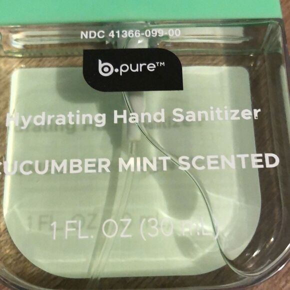 B pure Hydrating Hand Sanitizer - Picture 2 of 3